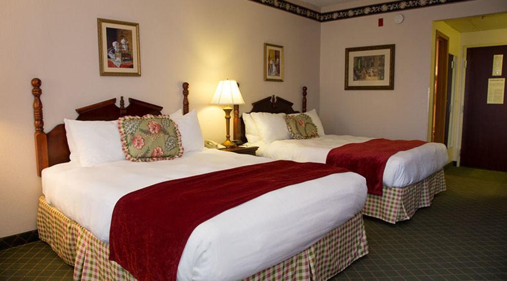 Hotel Grand Victorian برانسون المظهر الخارجي الصورة