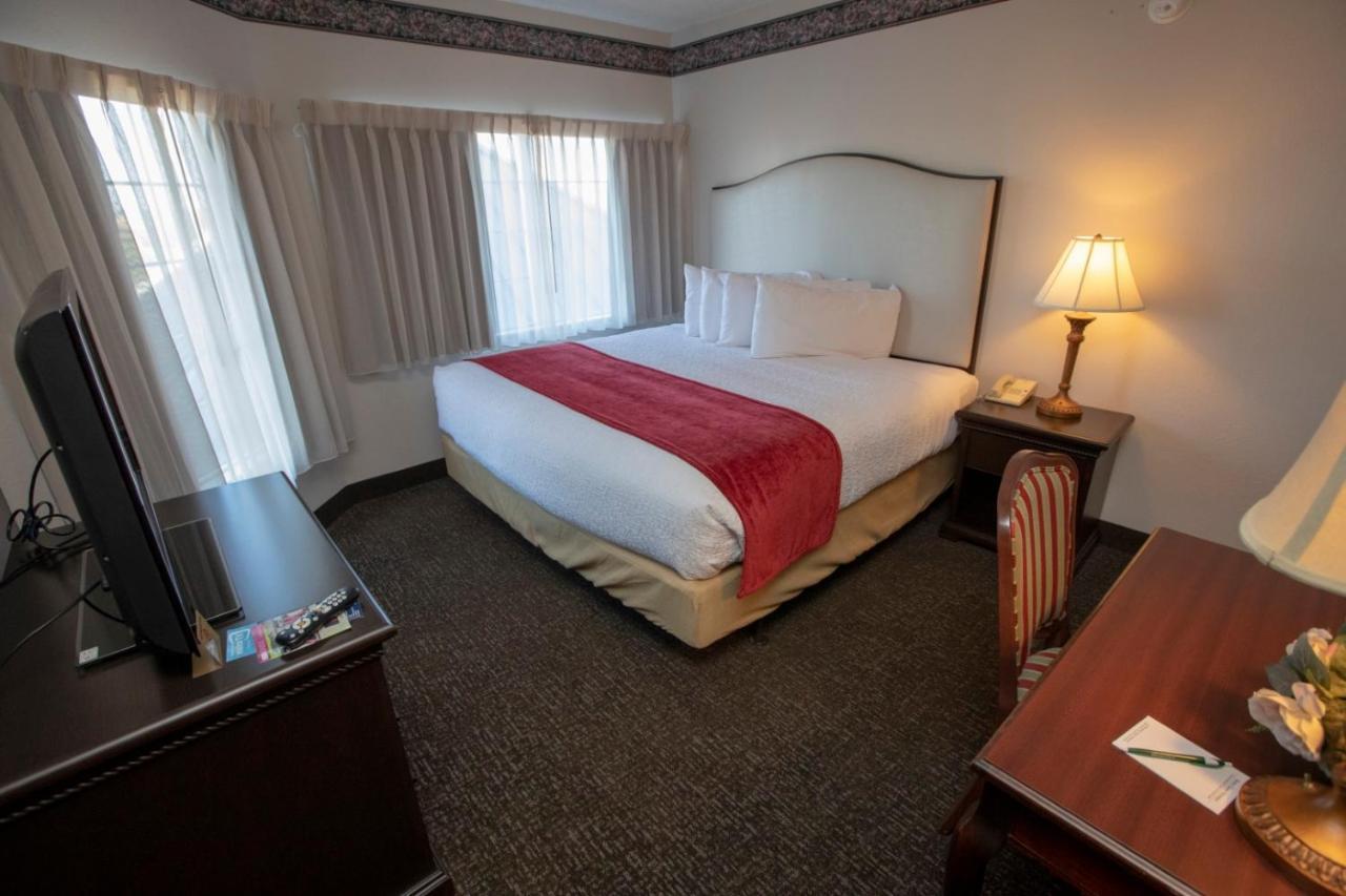 Hotel Grand Victorian برانسون المظهر الخارجي الصورة